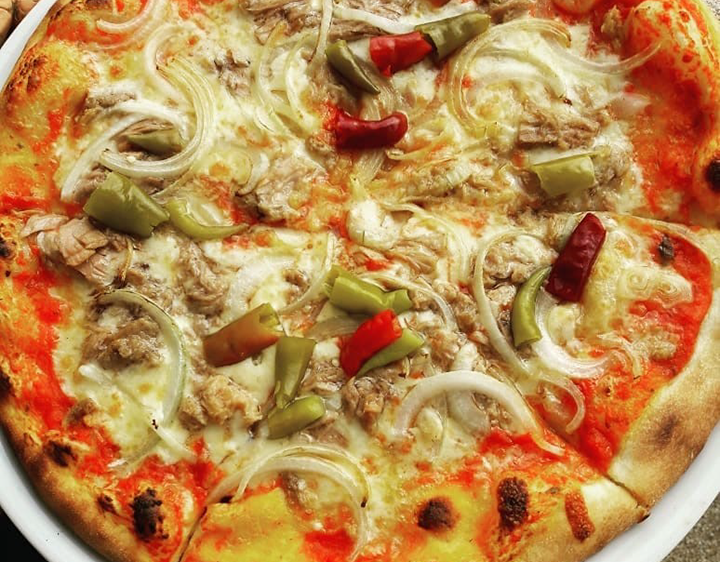 Pizza Tonno